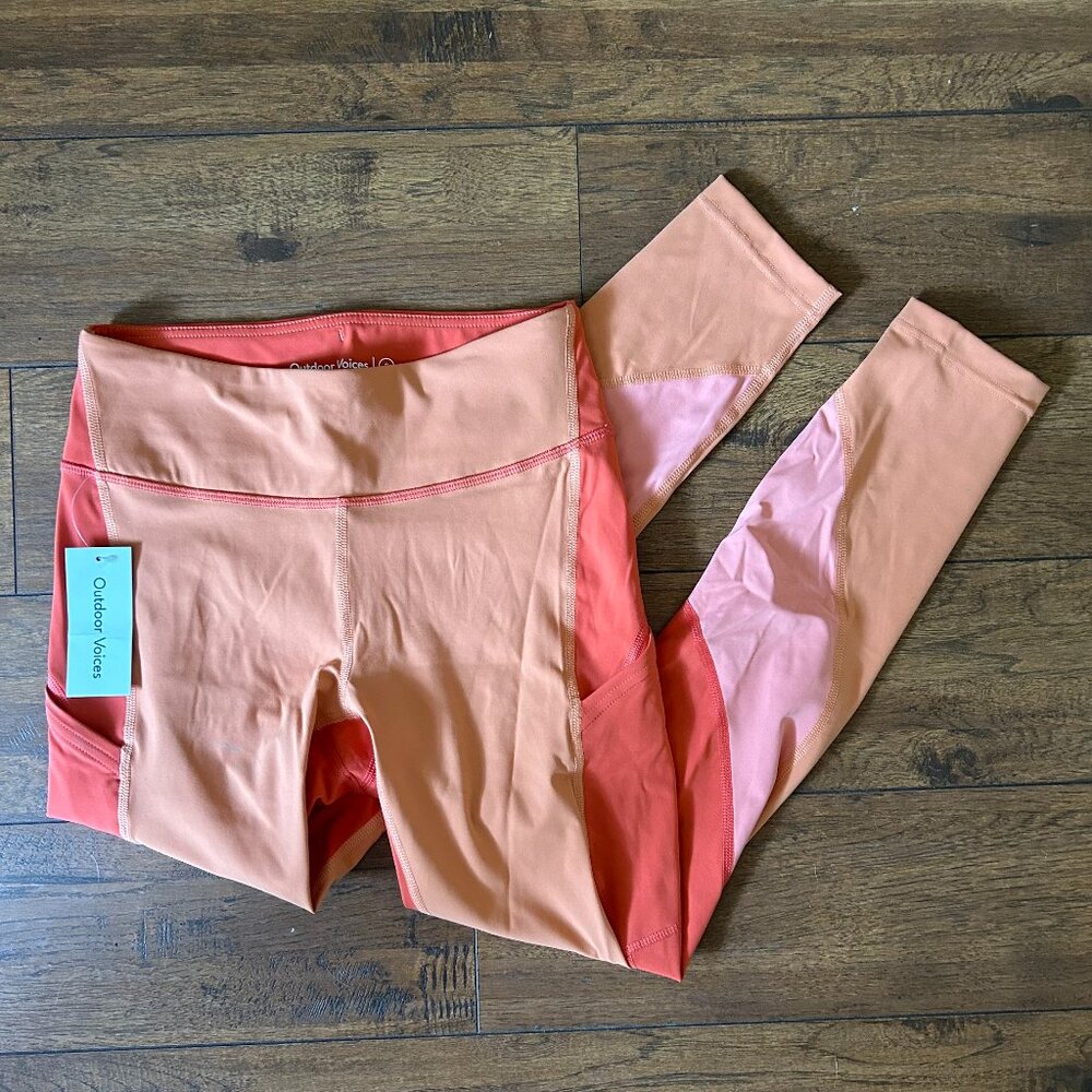 Outdoor Voices 7/8 Orange Leggings Size Small